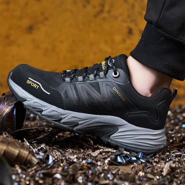 Labor protection shoes for men with anti smashing and anti piercing steel toe caps, wear-resistant, breathable, and odor resistant safety work shoes - Image 3