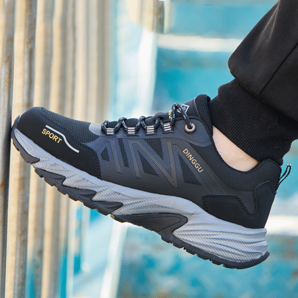 Labor protection shoes for men with anti smashing and anti piercing steel toe caps, wear-resistant, breathable, and odor resistant safety work shoes - Image 6